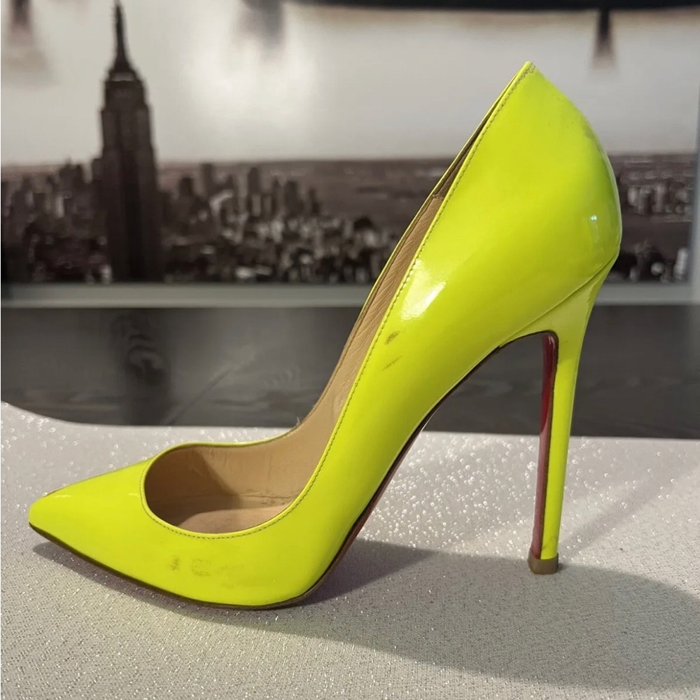 Christian Louboutin Pigalle Patent Neon Yellow 38 Pumps